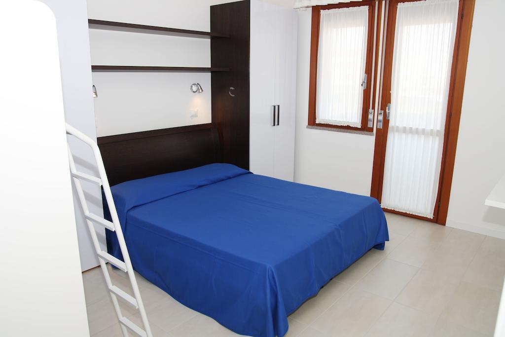 Residence Equilio Family Apartments Lido di Jesolo Ngoại thất bức ảnh